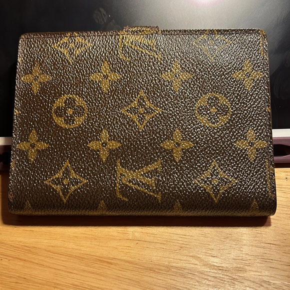 Louis Vuitton Monogram PM Agenda CA0997                    Passport Holder - Picture 2 of 10